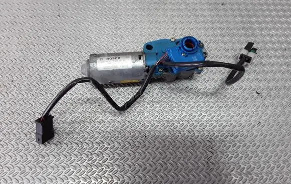 Audi A8 S8 D2 4D Seat adjustment motor 0390201627