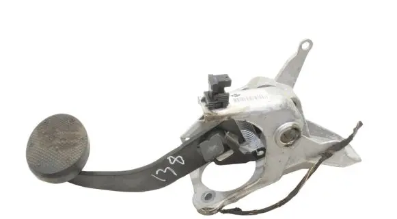 Mini Cooper Countryman R60 Brake pedal 6770620