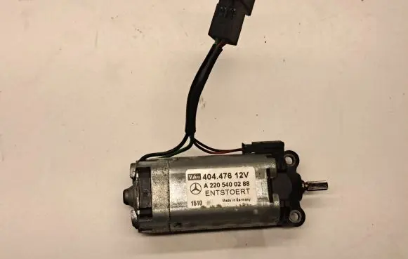 Mercedes-Benz E W210 Steering column adjust motor A2205400288 404476