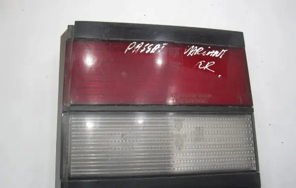 Volkswagen PASSAT B4 Tailgate rear/tail lights 333945107