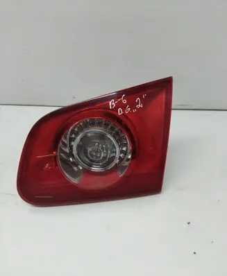 Volkswagen PASSAT B6 Tailgate rear/tail lights 3C4945094