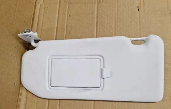 Peugeot 3008 II Sun visor