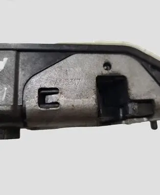 Peugeot 5008 Front door lock 006230 A05317 2044M0611I7