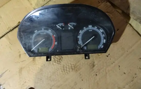 Skoda Fabia Mk1 (6Y) Speedometer (instrument cluster) 6Y0920881M 110080253013