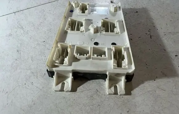 Dodge Challenger Comfort/convenience module 68309502AC P68309502AC YH155700640