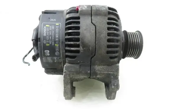 Audi 80 90 S2 B4 Generator/alternator 0123340001 028903025E