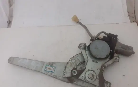 Ford Ranger Rear window lifting mechanism without motor UR657258X AE2621004260
