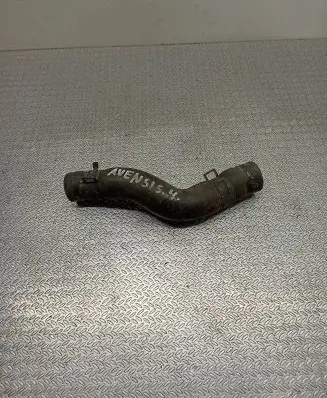 Toyota Avensis T220 Engine coolant pipe/hose