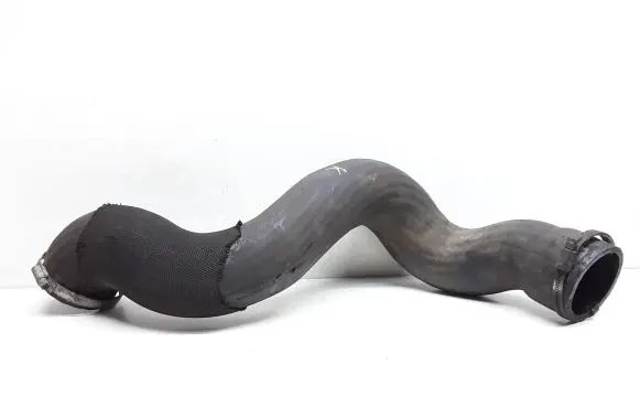 Volvo XC70 Intercooler hose/pipe 30792545
