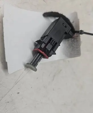 Opel Astra H Brake pedal sensor switch 55701395