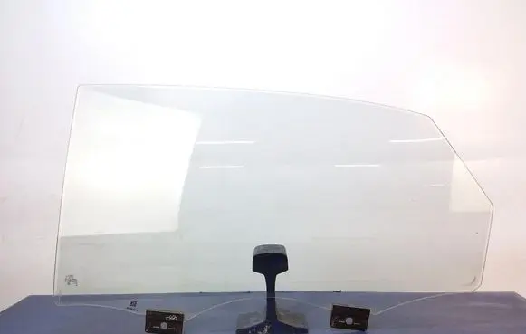 Audi A8 S8 D4 4H Rear door window glass 