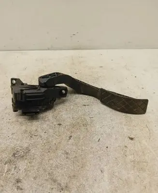 Audi A4 S4 B7 8E 8H Accelerator throttle pedal 8E1721523G 6PV00837505