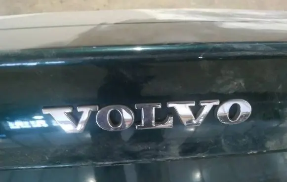 Volvo S80 Manufacturer badge logo/emblem 