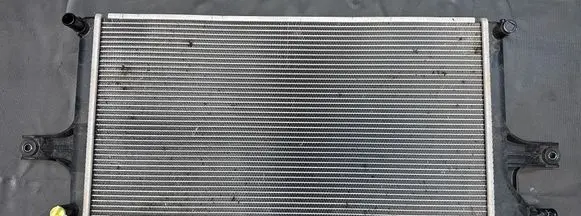 Toyota Hilux VIII Coolant radiator TG4221367200 TG422136 7200