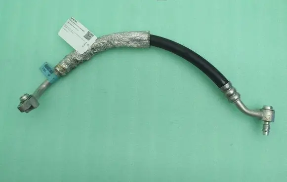 Jeep Grand Cherokee Air conditioning (A/C) pipe/hose 68161174AA 53222
