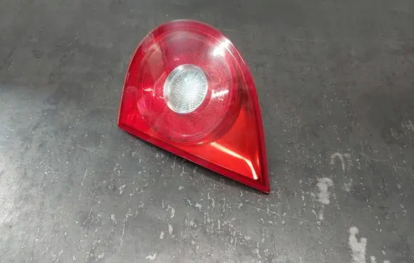 Volkswagen Golf V Tailgate rear/tail lights 1K6945094E