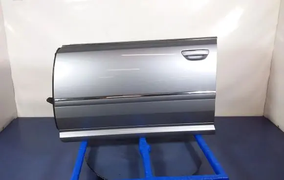 Audi A8 S8 D3 4E Front door