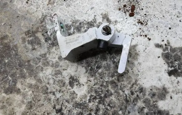 Skoda Octavia Mk3 (5E) Rear door upper hinge 8K0831401E A047058