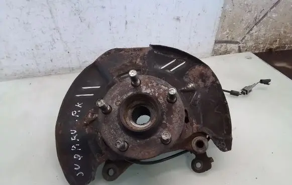 Subaru Outback Front wheel hub