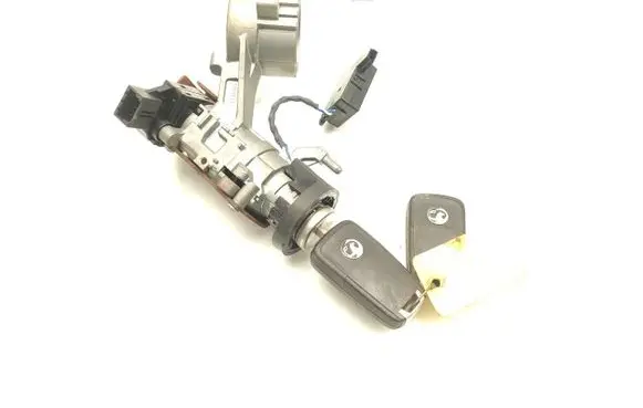 Opel Corsa E Ignition lock 13496350 13504286 F00HJ00493