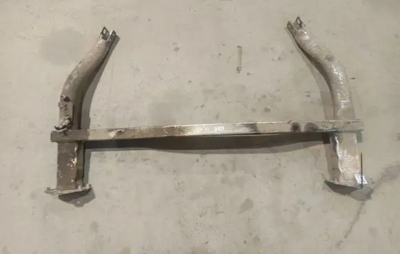 Peugeot 407 Front bumper cross member 