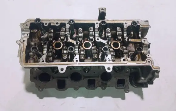Audi A6 S6 C6 4F Engine head 