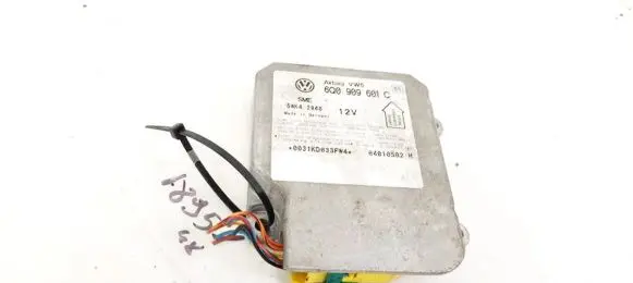 Skoda Fabia Mk1 (6Y) Airbag control unit/module 6Q0909601C 5WK42948