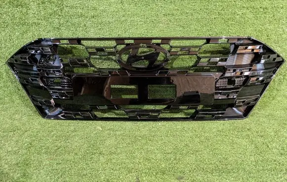 Hyundai i20 (BC3 BI3) Front grill 