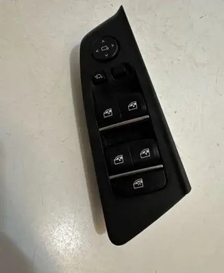 BMW 5 G30 G31 Electric window control switch 6832729 131217 L11164