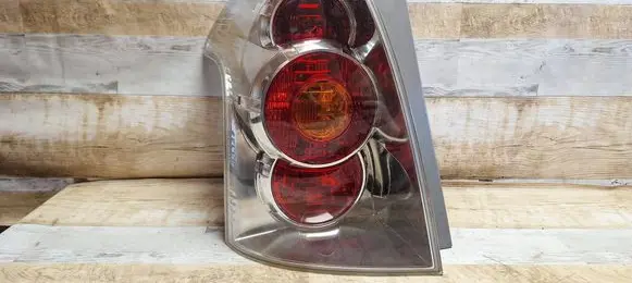 Rear/tail lights
