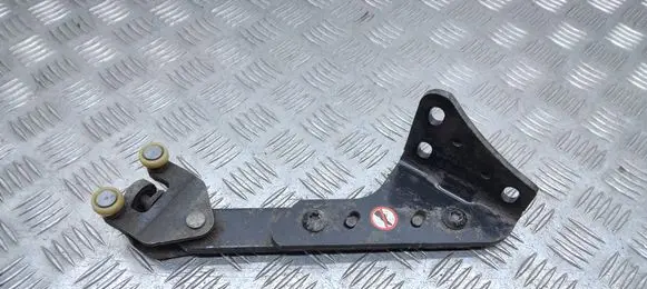 Toyota Proace Sliding door lower roller guide/hinge 98080758 97969M03