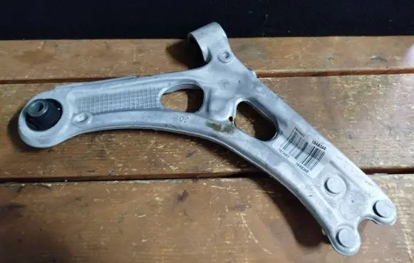 Citroen Berlingo Front control arm 7ACHH1