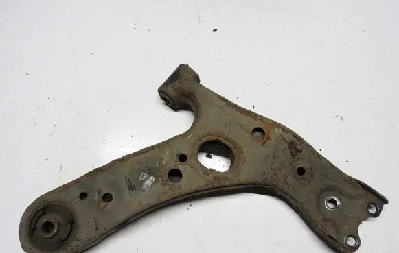 Toyota Verso Front control arm
