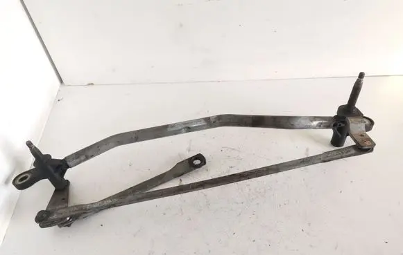 Audi A4 S4 B8 8K Front wiper linkage 
