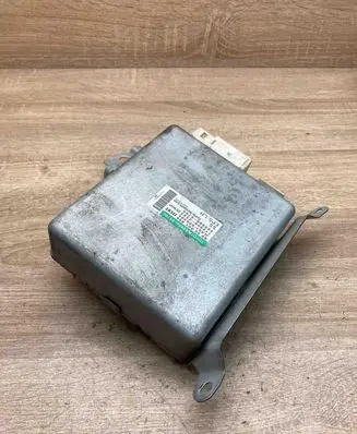 Toyota Avensis T270 Power steering control unit/module 8965005100 1129002522