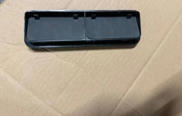 Audi A1 Quarter panel pressure vent 6V0819465B