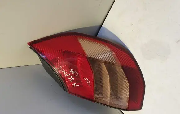 Renault Scenic II - Grand scenic II Rear/tail lights 15911600 11A459B