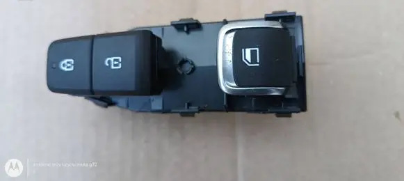 KIA Sorento IV Electric window control switch 93581P2020WK