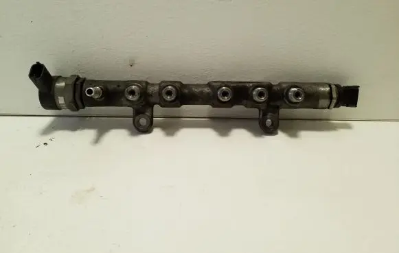 Jaguar XE Fuel main line pipe G4D39D280AA 0281006468 0281006464
