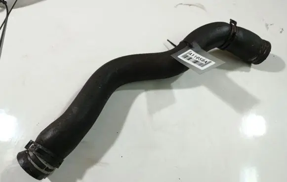 Opel Insignia A Engine coolant pipe/hose 