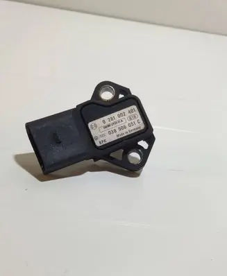 Volkswagen Golf V Air pressure sensor 038906051C 0281002401