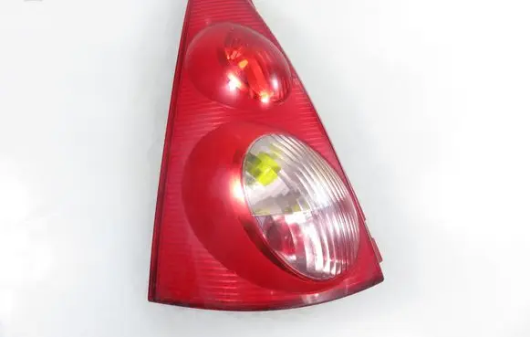 Peugeot 107 Rear/tail lights 815600H040