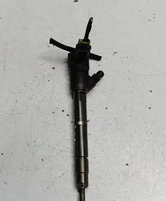 Fuel injector