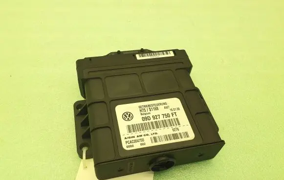 Volkswagen Touareg I Gearbox control unit/module 09D927750FT