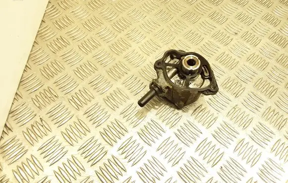 Mercedes-Benz E W212 Vacuum pump A6512300265