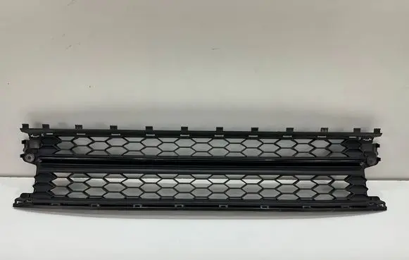 Volkswagen Polo VI Front bumper lower grill 2G0853677H 5239702ND4