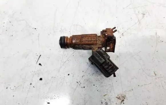 KIA Spectra Fuel injector 0K2A513250 9260930008