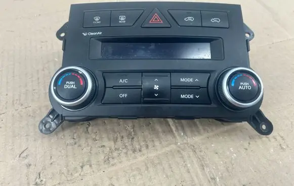 KIA Sorento Climate control unit 972502P630