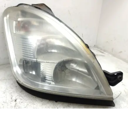 Iveco Daily 35.8 - 9 Headlight/headlamp 69500010