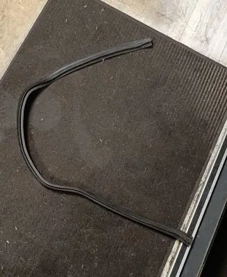 Mercedes-Benz ML W164 Engine compartment rubber 